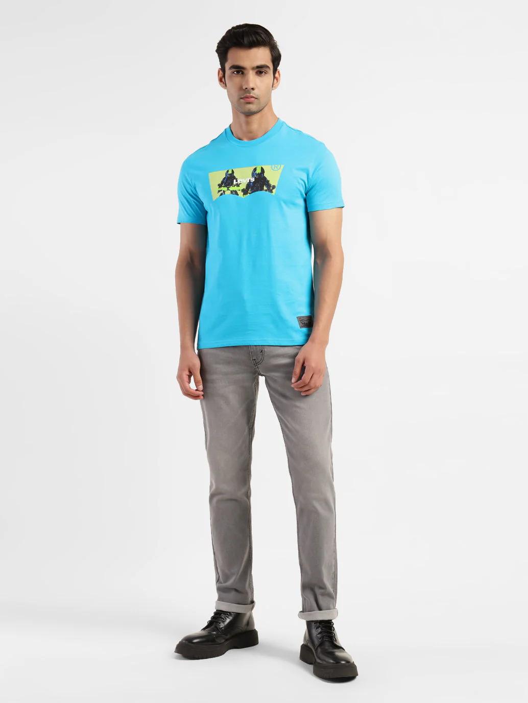 Men's Graphic Print Slim Fit T-shirt - Image 9