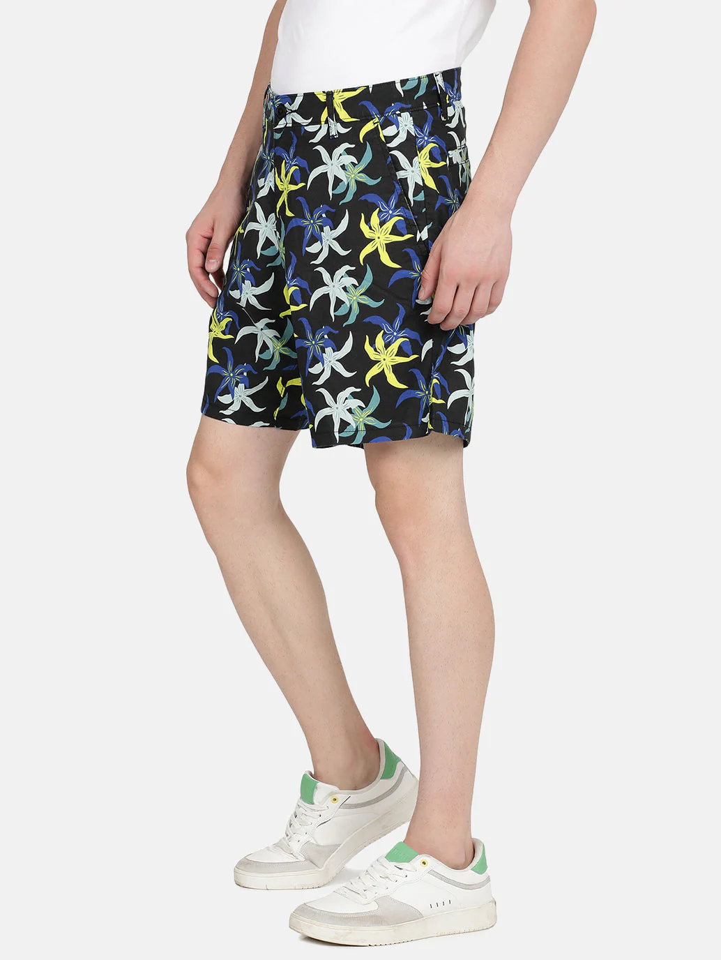 Men's Relaxed Fit Shorts - Image 2