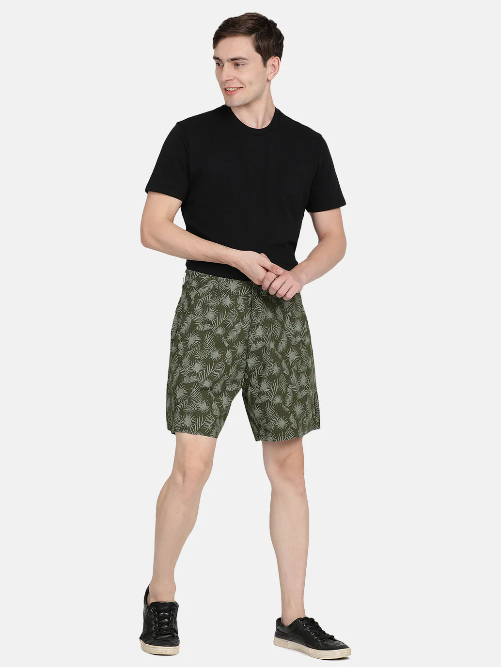 Men's Relaxed Fit Shorts - Image 4