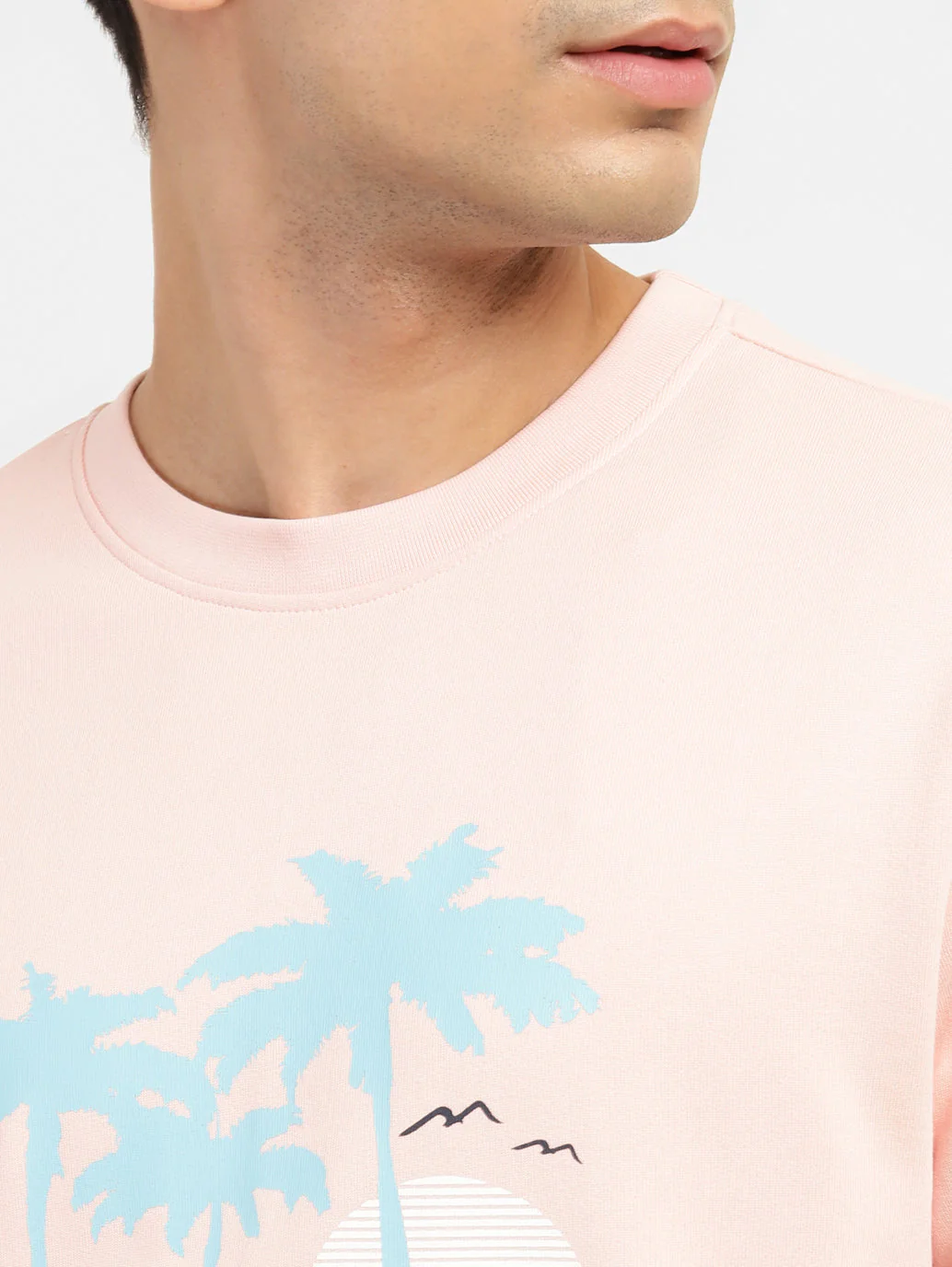 Men's Graphic Print Crew Neck Sweatshirt - Image 4