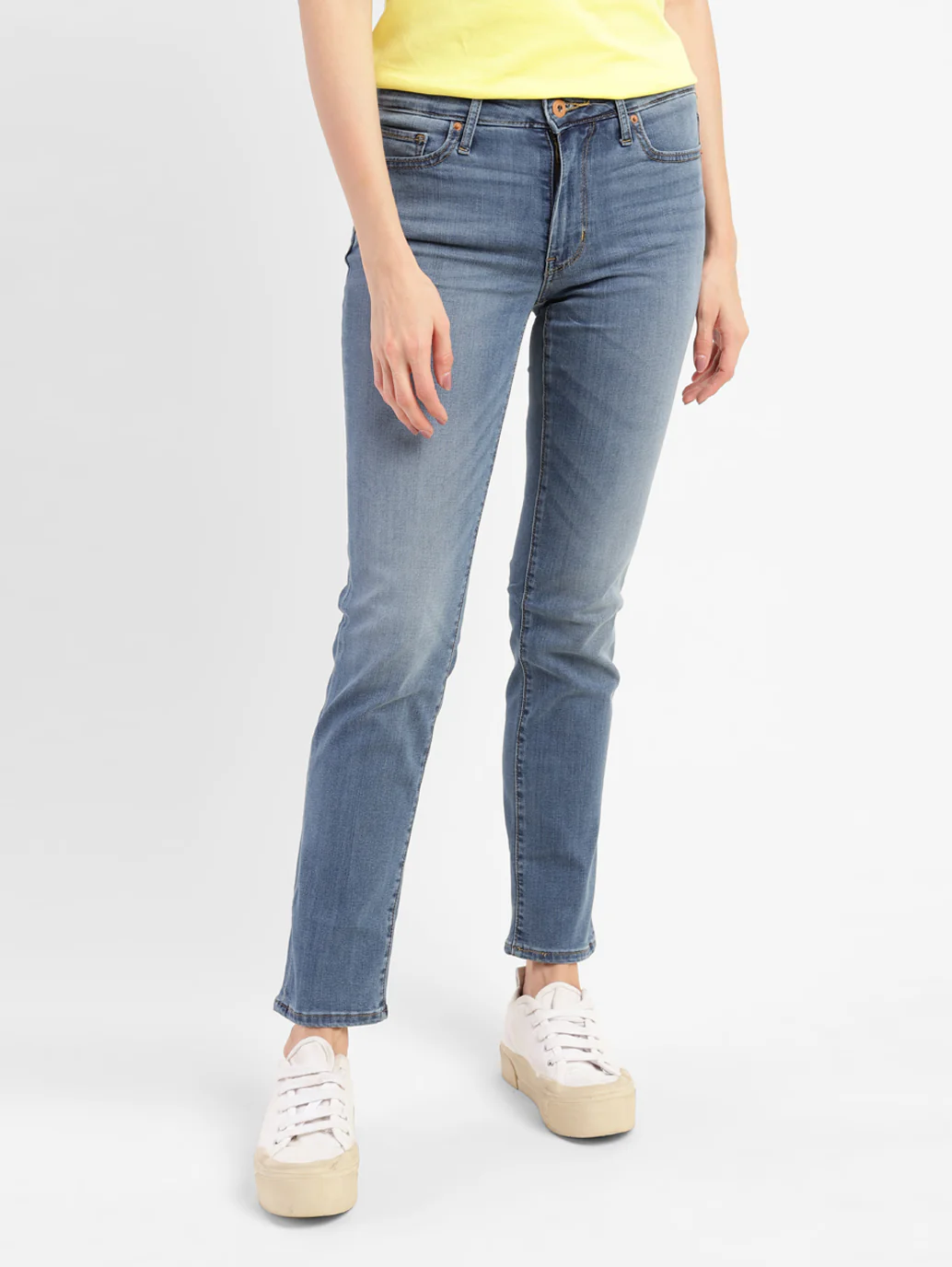Women's 712 Blue Straight Fit Mid Rise Jeans - Image 7
