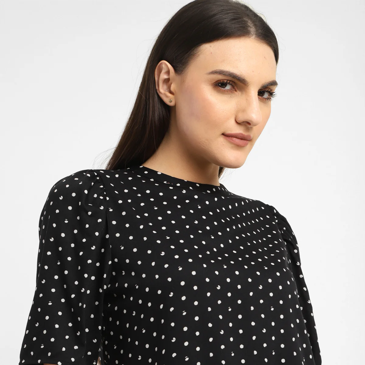 Women Regular Fit Tops - Image 5
