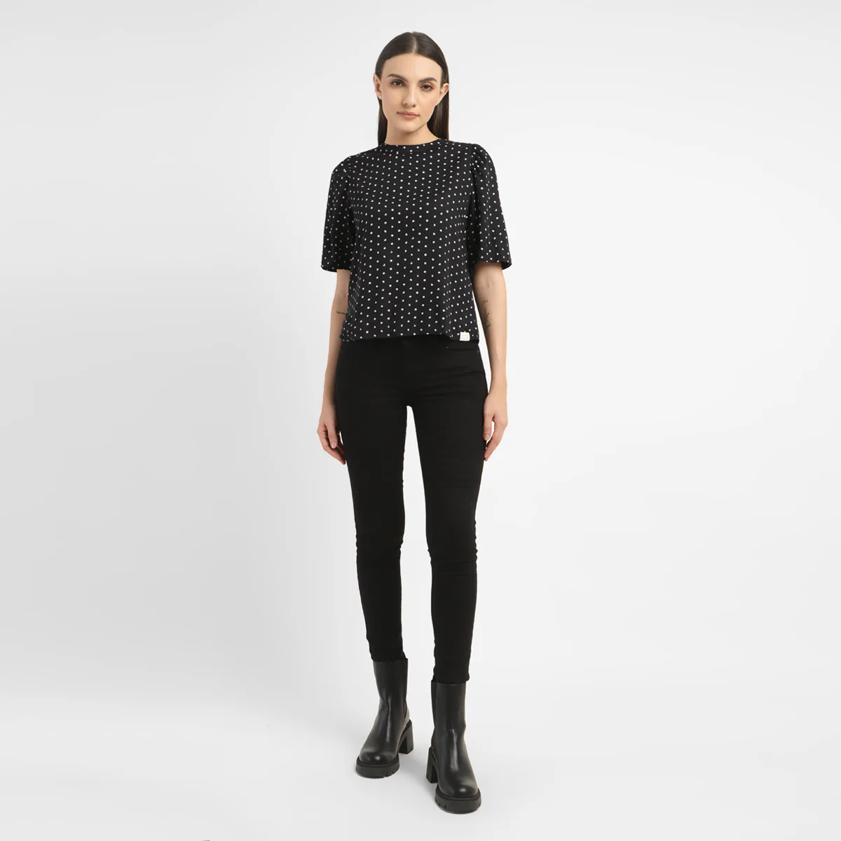Women Regular Fit Tops - Image 6
