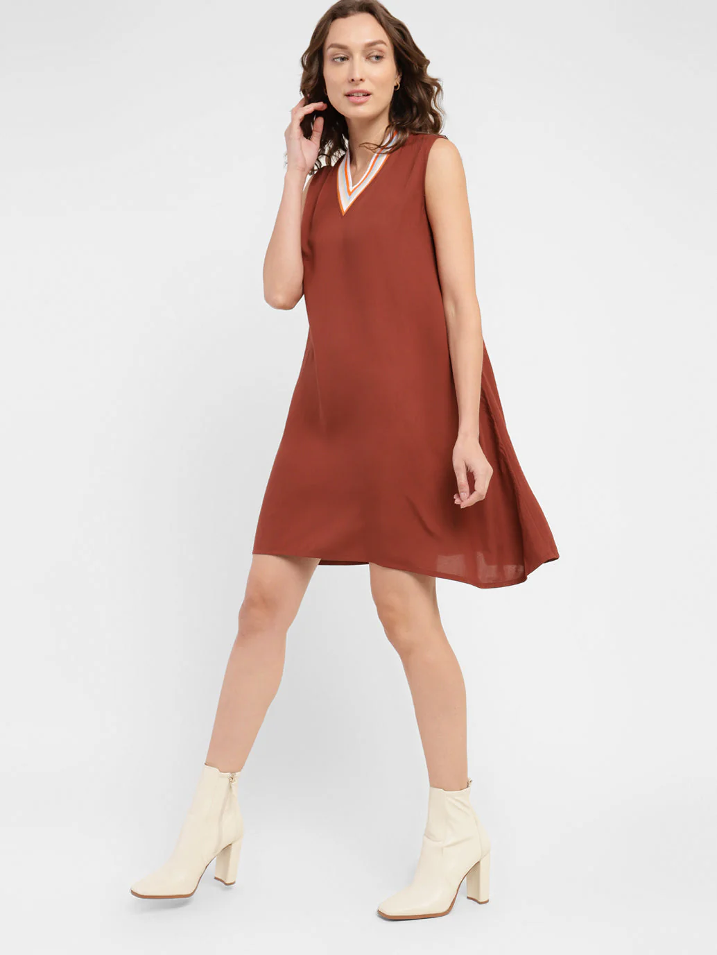 Women's Solid Round Neck Dress - Image 5