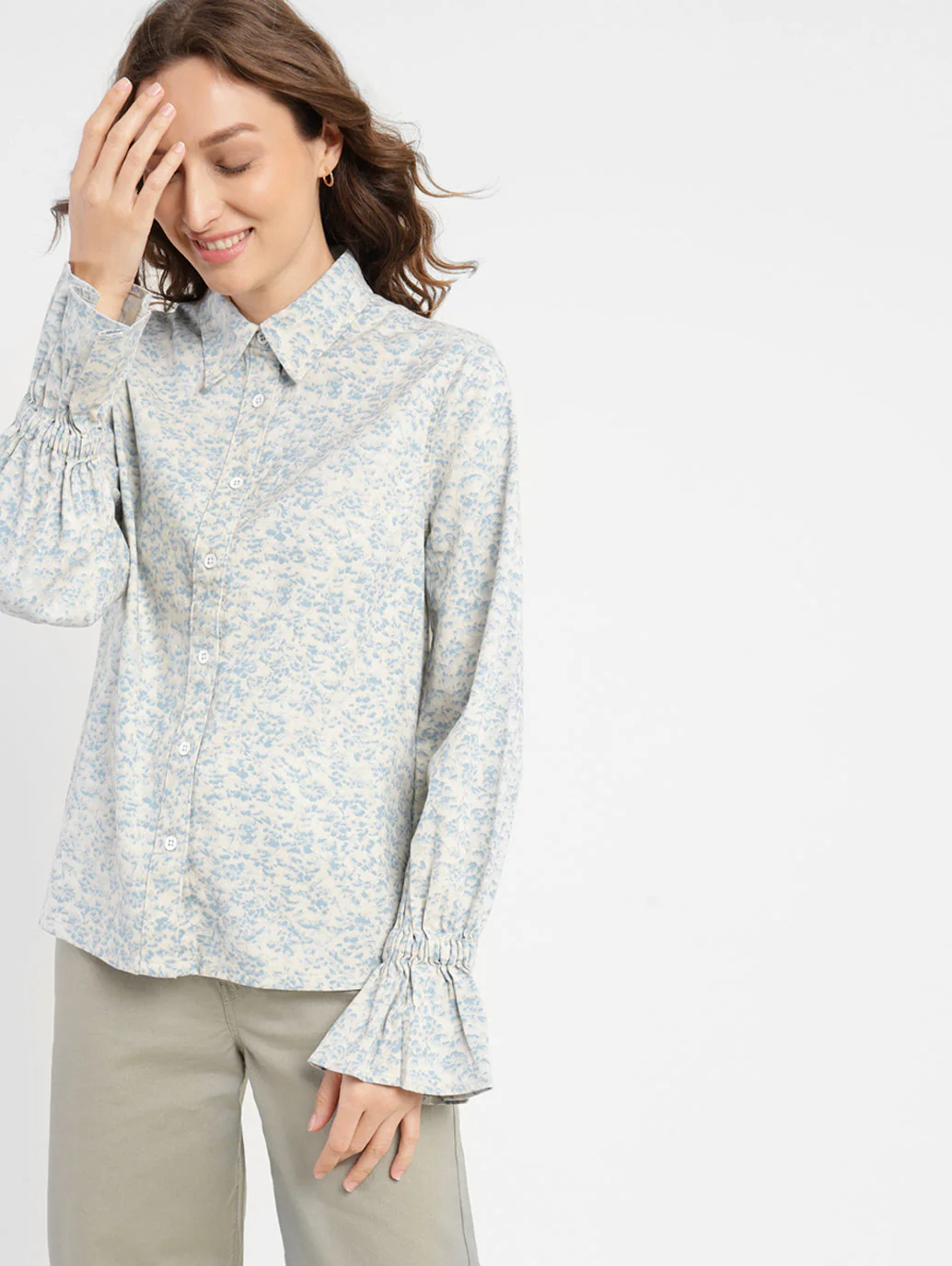 Women's Solid Spread Collar Shirt - Image 6