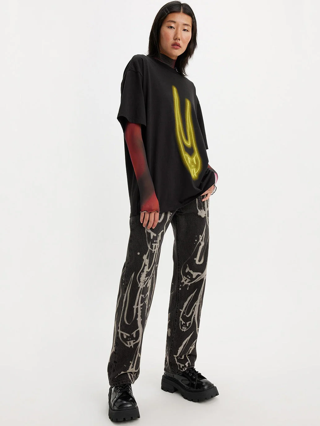Women's 501 Black Straight Fit Mid Rise Jeans