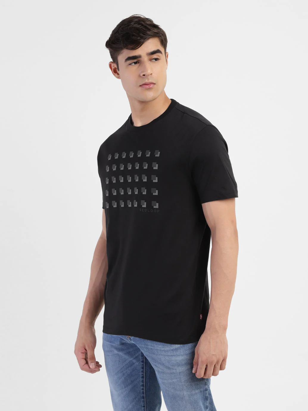 Men Slim Fit Graphics Print T-Shirt - Image 4