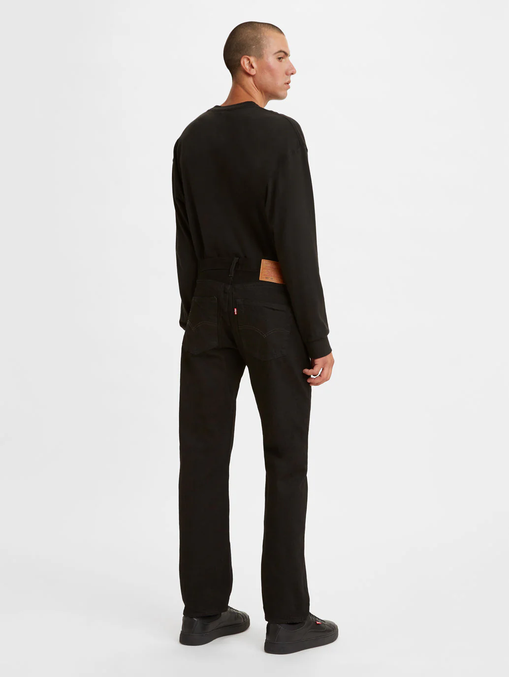 Men's 501 Black Straight Fit Mid Rise Jeans - Image 2