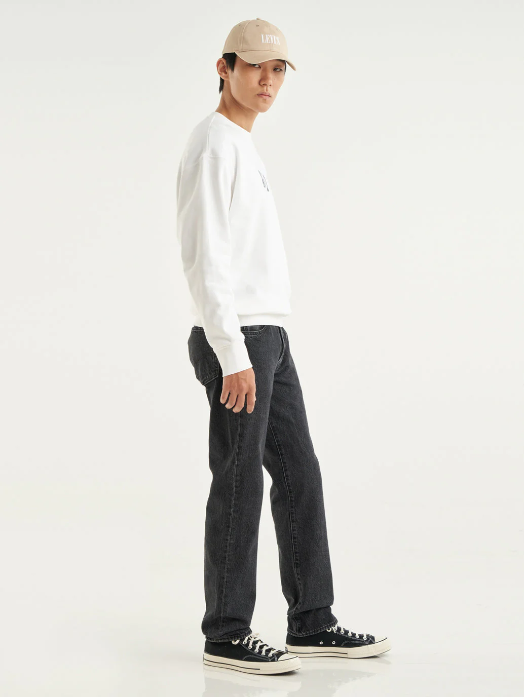 Men's 501 Black Straight Fit Mid Rise Jeans - Image 5