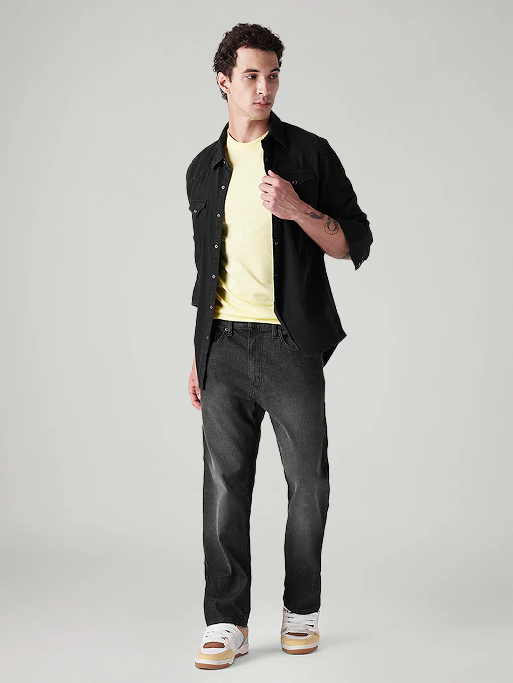Men's 505 Black Straight Fit Mid Rise Jeans