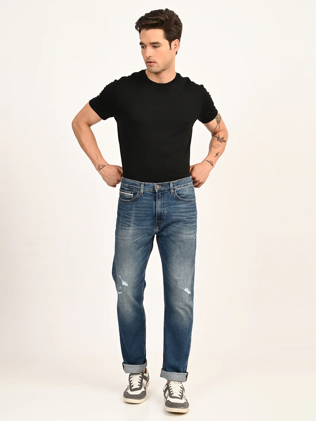 Men's 505 Blue Straight Fit Mid Rise Jeans - Image 2