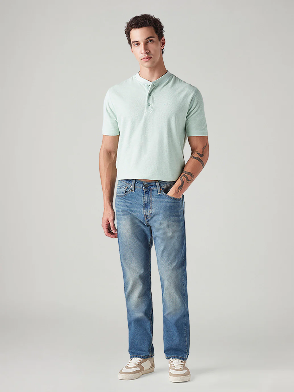 Men's 505 Blue Straight Fit Mid Rise Jeans - Image 2