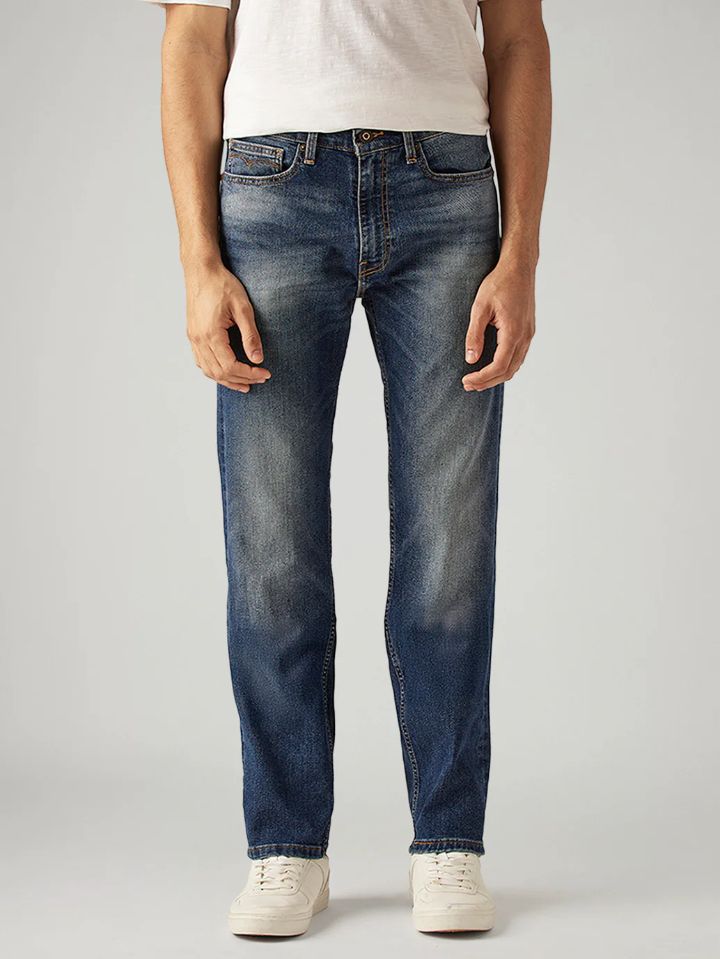 Men's 505 Blue Straight Fit Mid Rise Jeans - Image 2