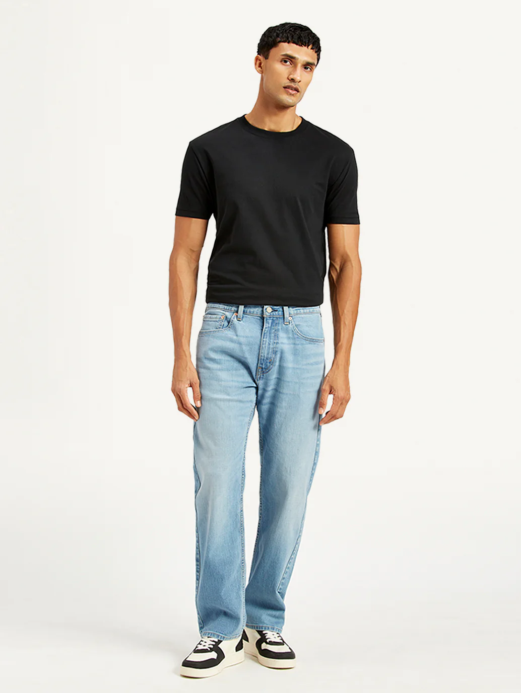 Men's 505 Light Blue Straight Fit Mid Rise Jeans - Image 3