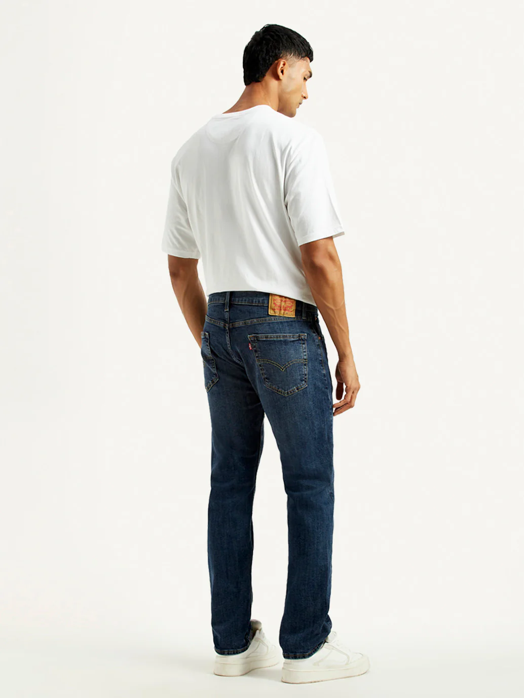Men's 505 Dark Indigo Straight Fit Mid Rise Jeans - Image 3