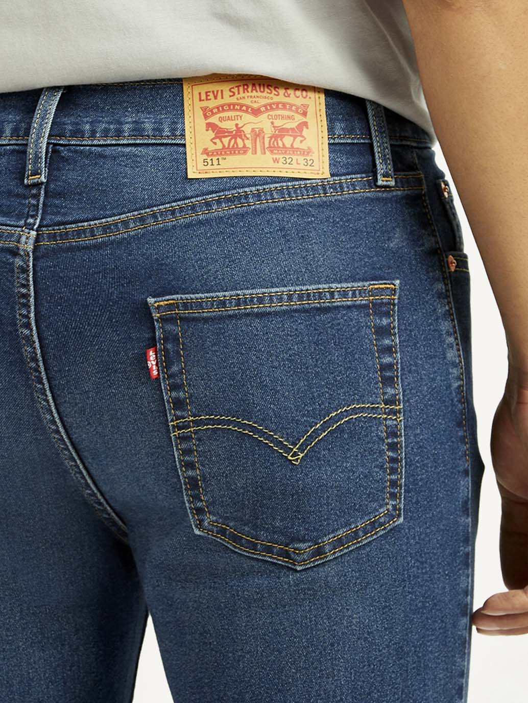 Men's 505 Dark Indigo Straight Fit Mid Rise Jeans - Image 5