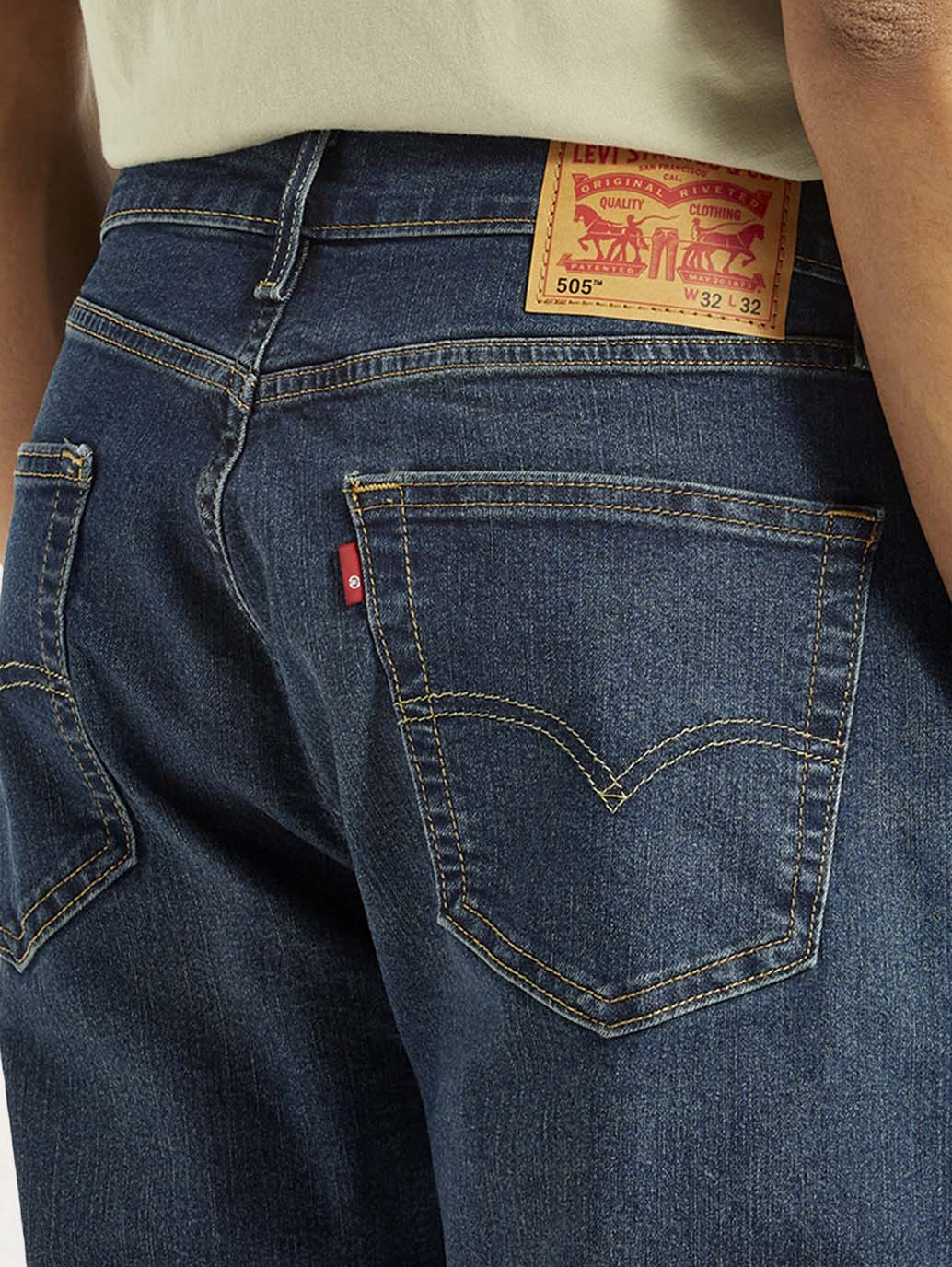 Men's 505 Dark Indigo Straight Fit Mid Rise Jeans - Image 5