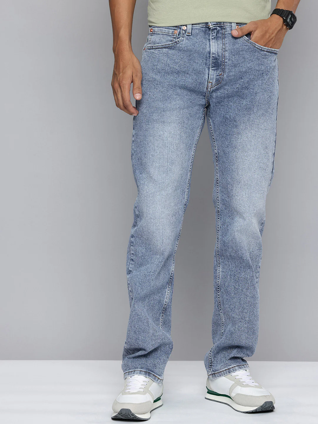Men's 505 Light Indigo Straight Fit Mid Rise Jeans