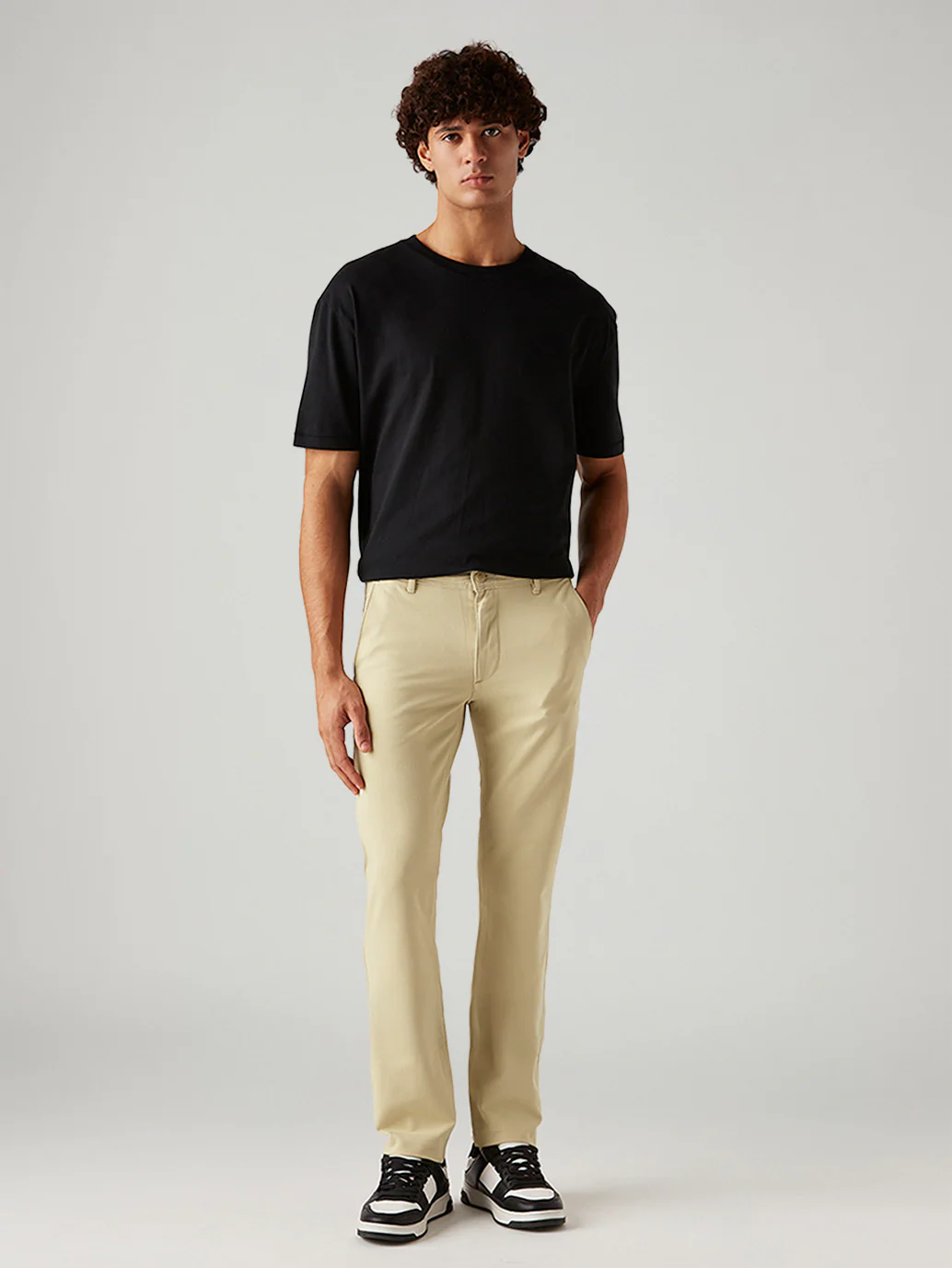 Men's 511 Beige Slim Fit Mid Rise Tech Pant