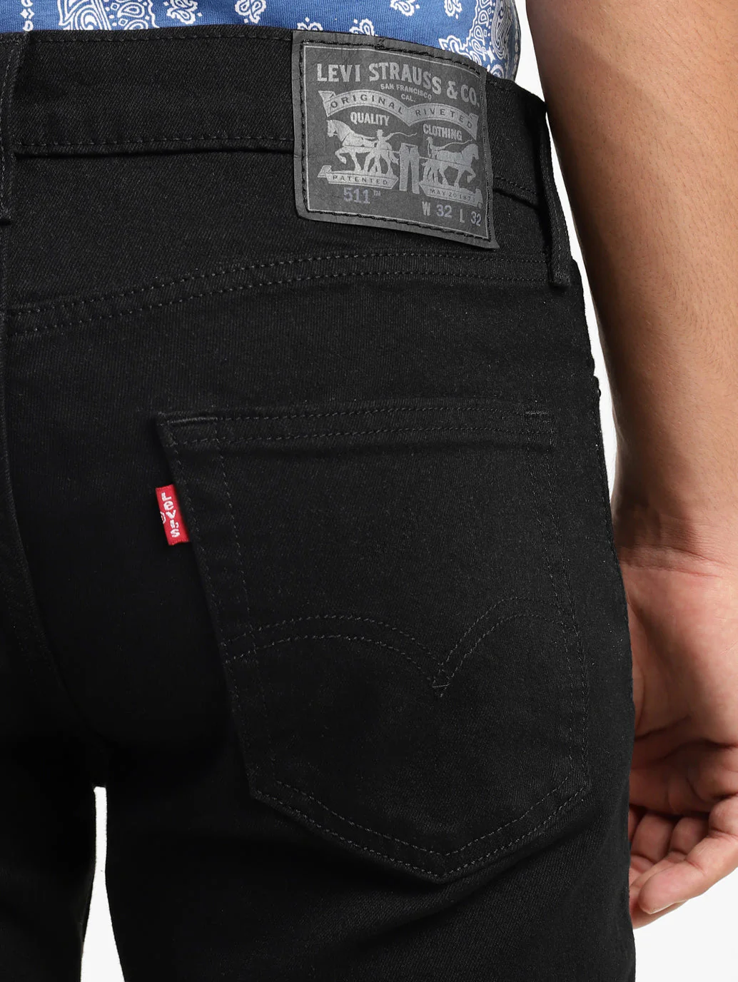 Men's 511 Black Slim Fit Mid Rise Jeans - Image 8
