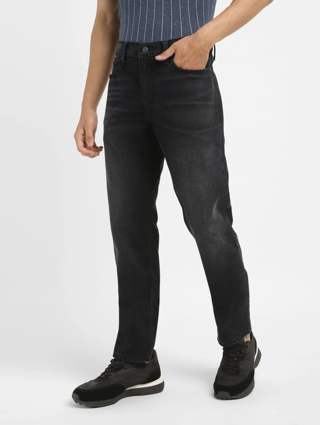 Men's 511 Black Slim Fit Mid Rise Jeans - Image 5