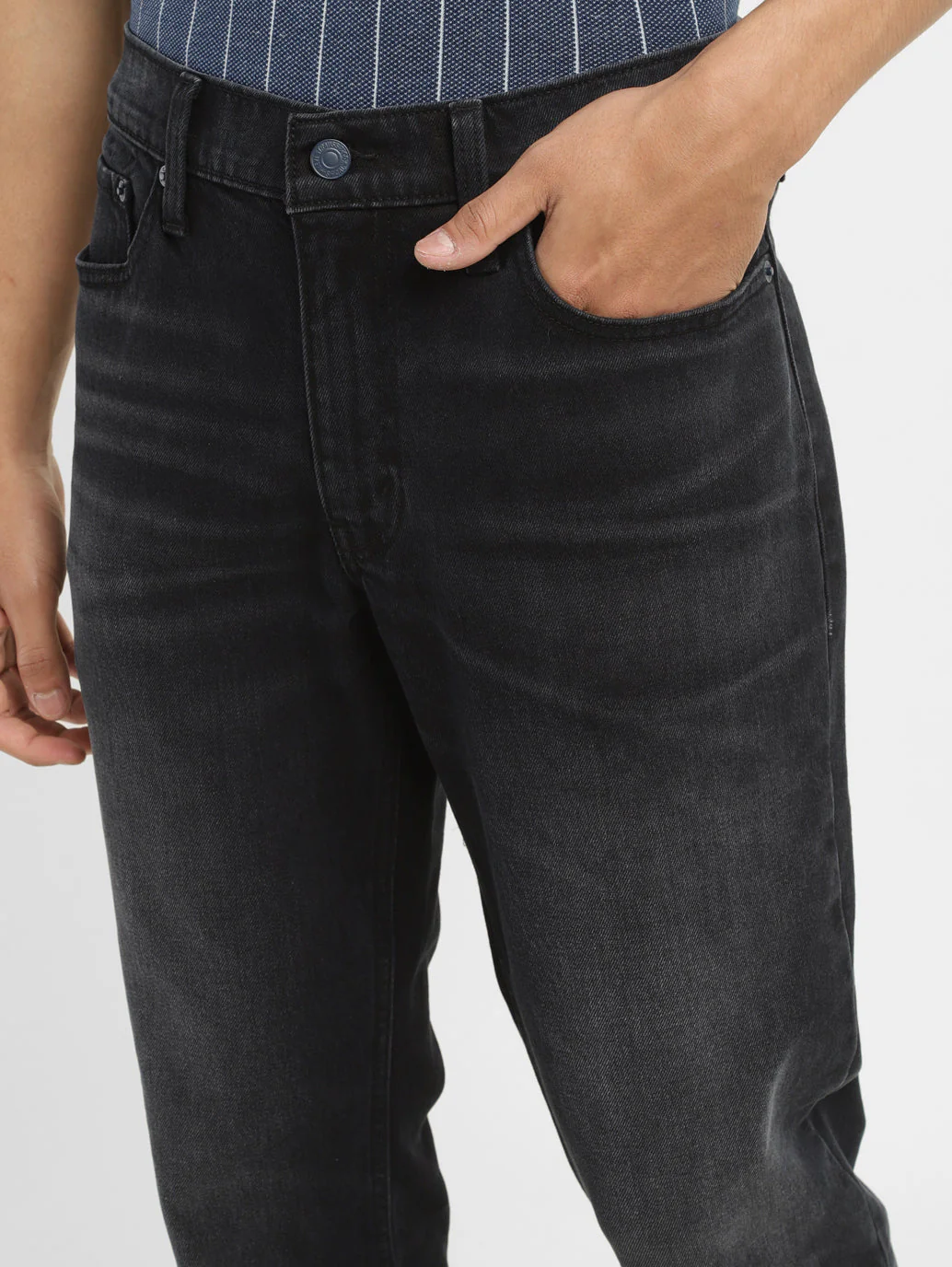Men's 511 Black Slim Fit Mid Rise Jeans - Image 7