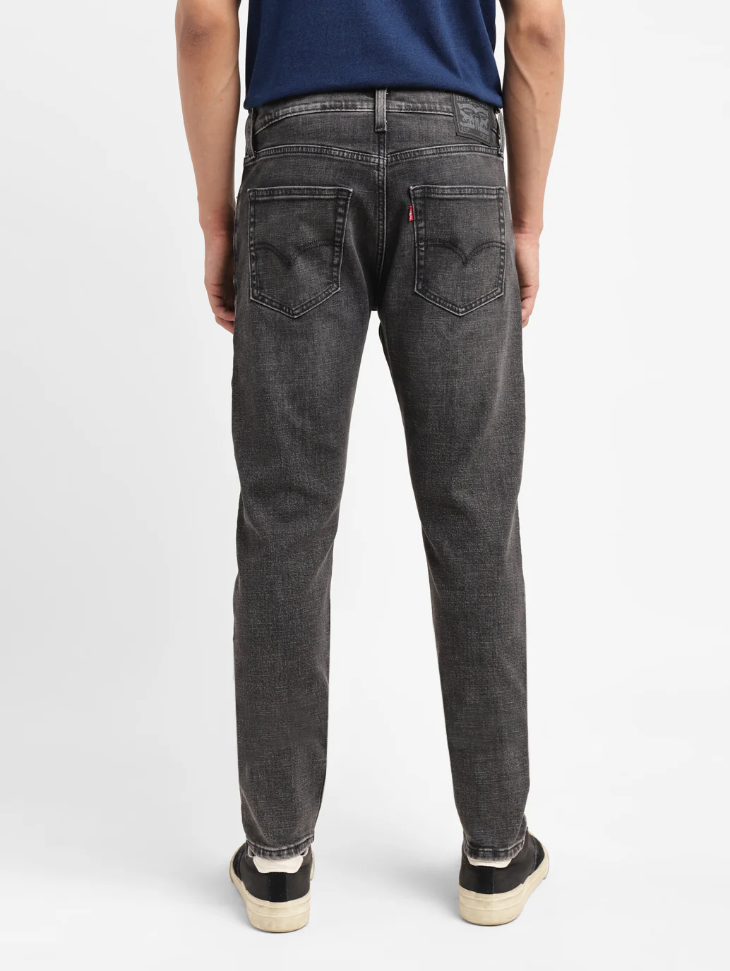 Men's 511 Black Slim Fit Mid Rise Jeans - Image 2