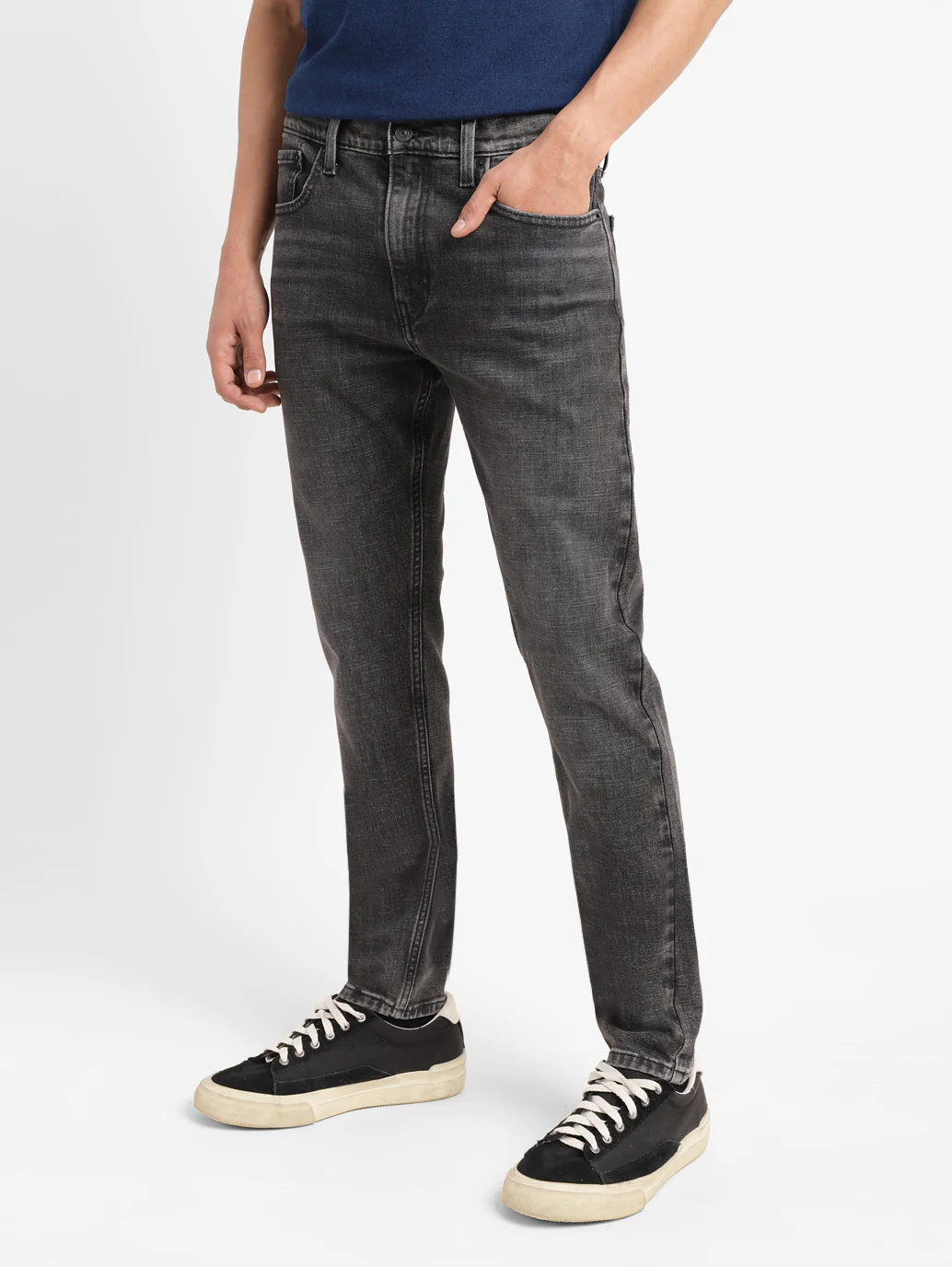 Men's 511 Black Slim Fit Mid Rise Jeans - Image 5