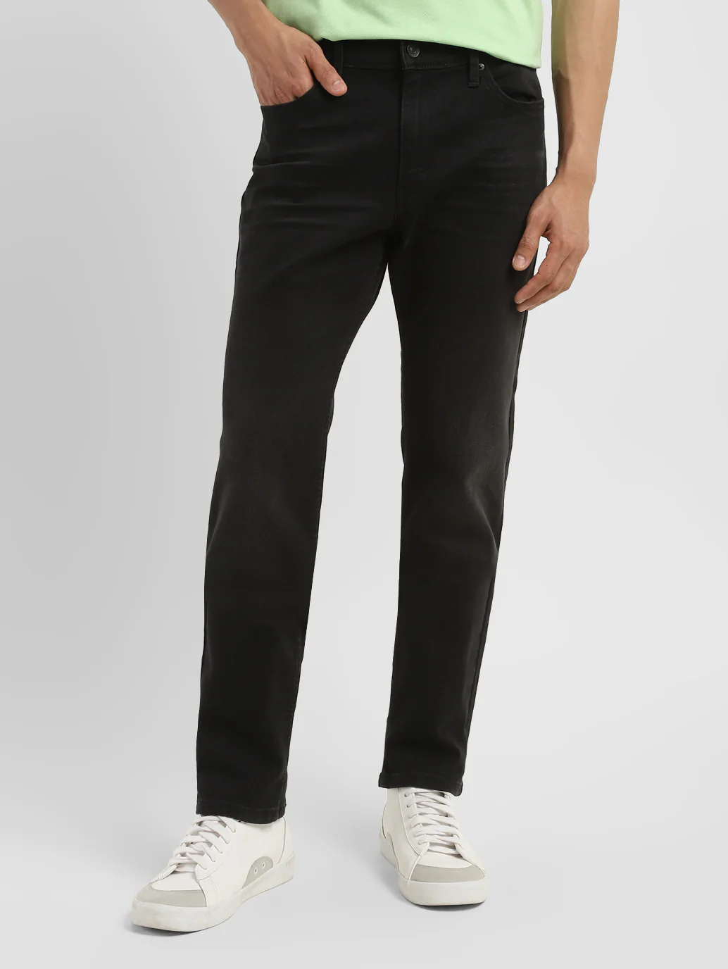 Men's 511 Black Slim Fit Mid Rise Jeans - Image 2