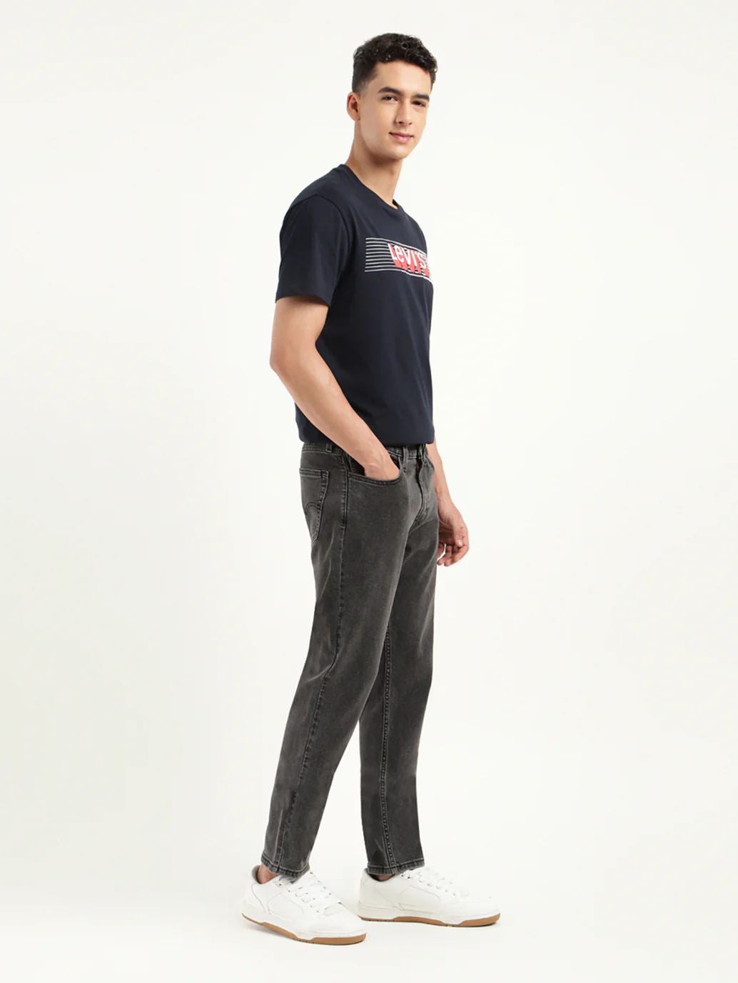 Men's 511 Black Slim Fit Mid Rise Jeans - Image 5