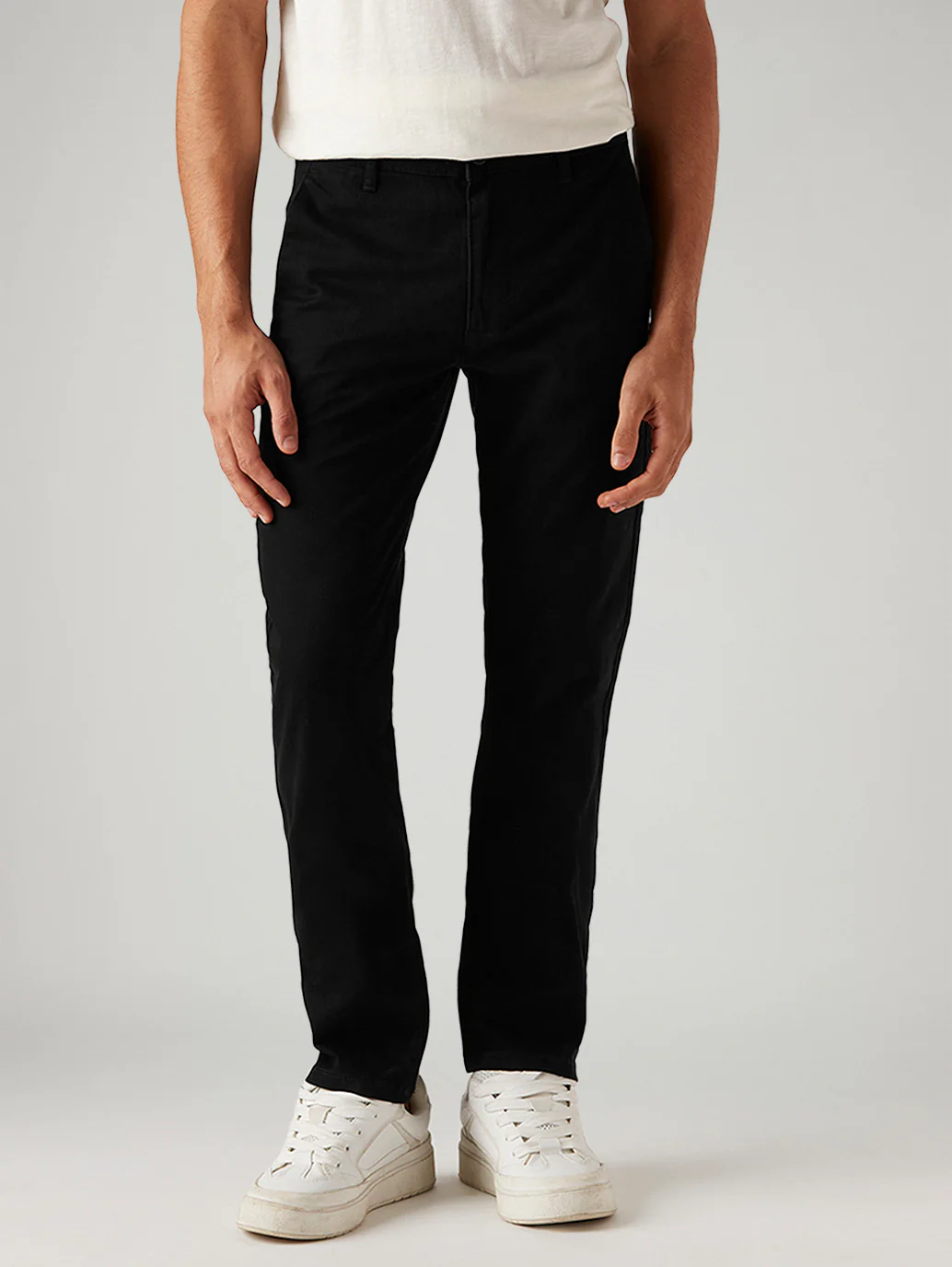 Men's 511 Black Slim Fit Mid Rise Chinos - Image 2