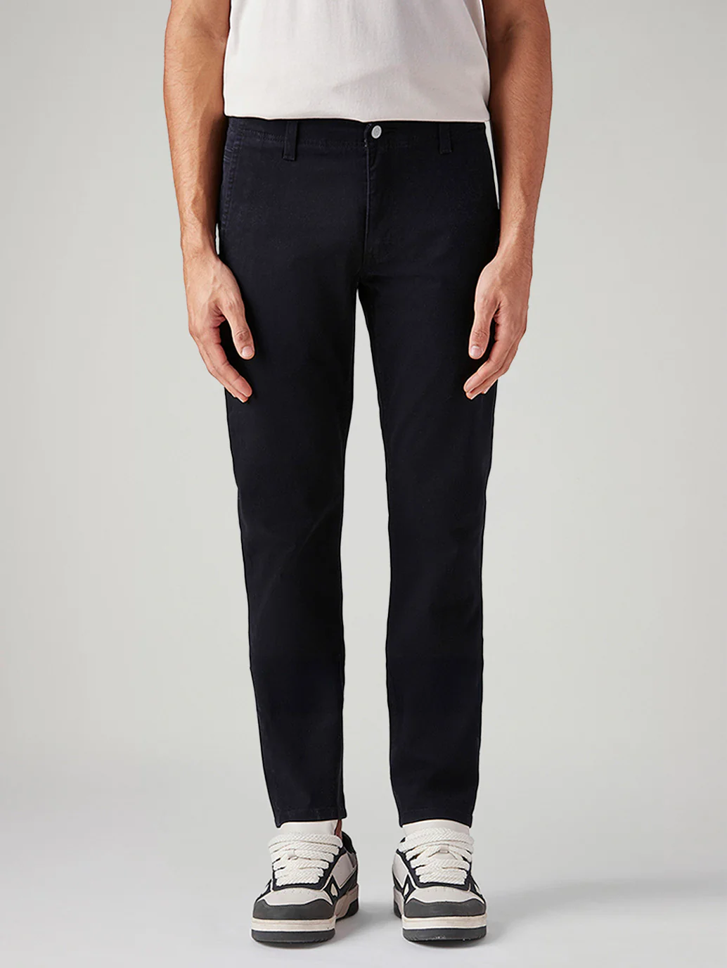 Men's 511 Black Slim Fit Mid Rise Chinos - Image 3