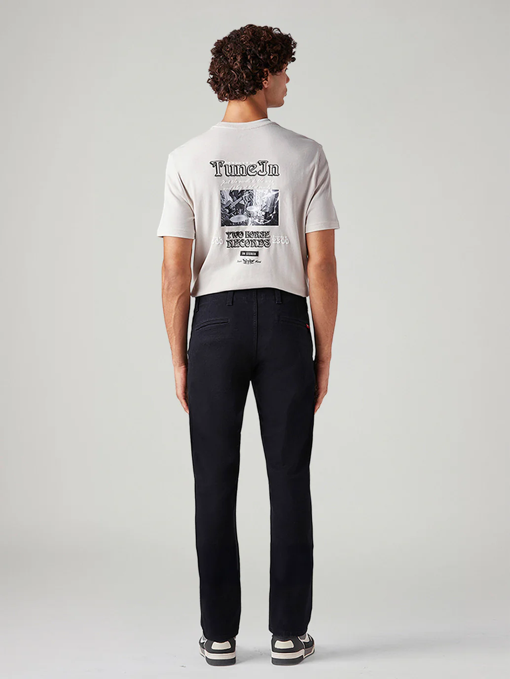 Men's 511 Black Slim Fit Mid Rise Chinos - Image 4