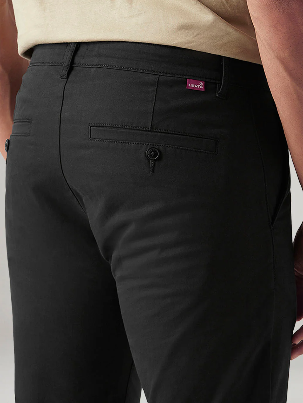 Men's 511 Black Slim Fit Mid Rise Chinos - Image 6