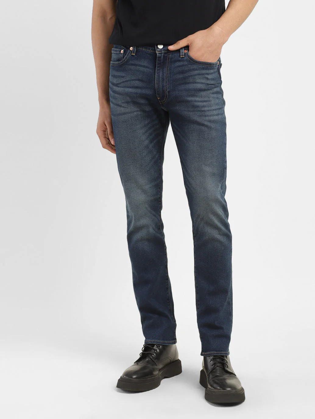 Men's 511 Blue Slim Fit Mid Rise Jeans - Image 2