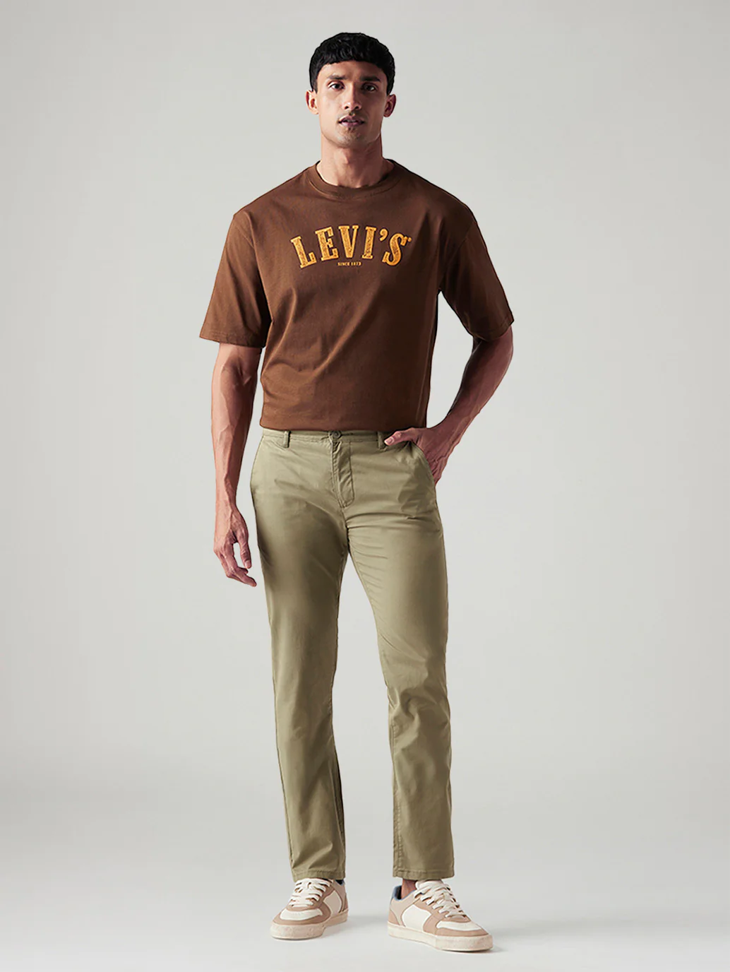 Men's 511 Khaki Slim Fit Mid Rise Chinos - Image 2