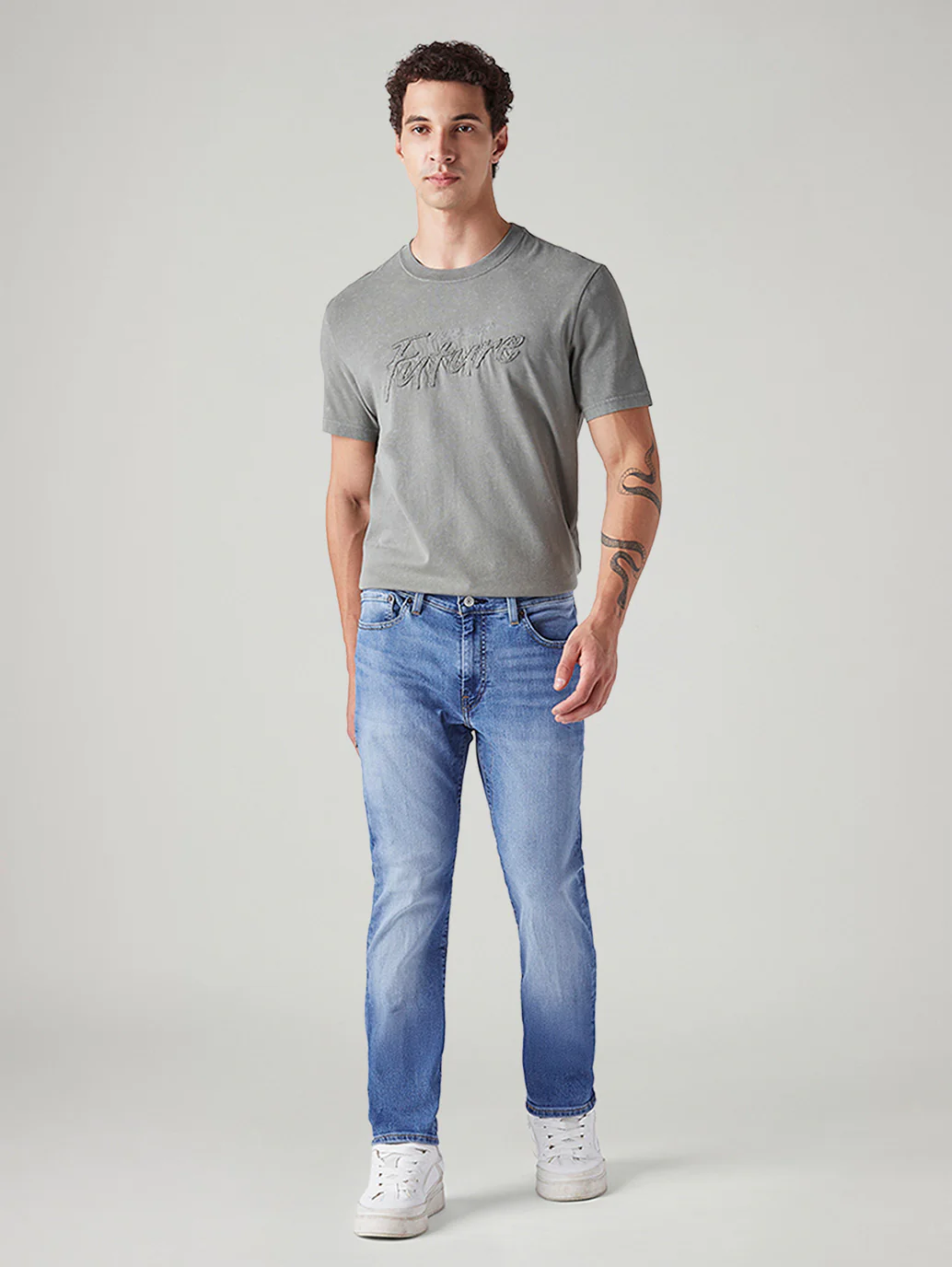 Men's 511 Light Blue Slim Fit Mid Rise Commuter Jeans - Image 2