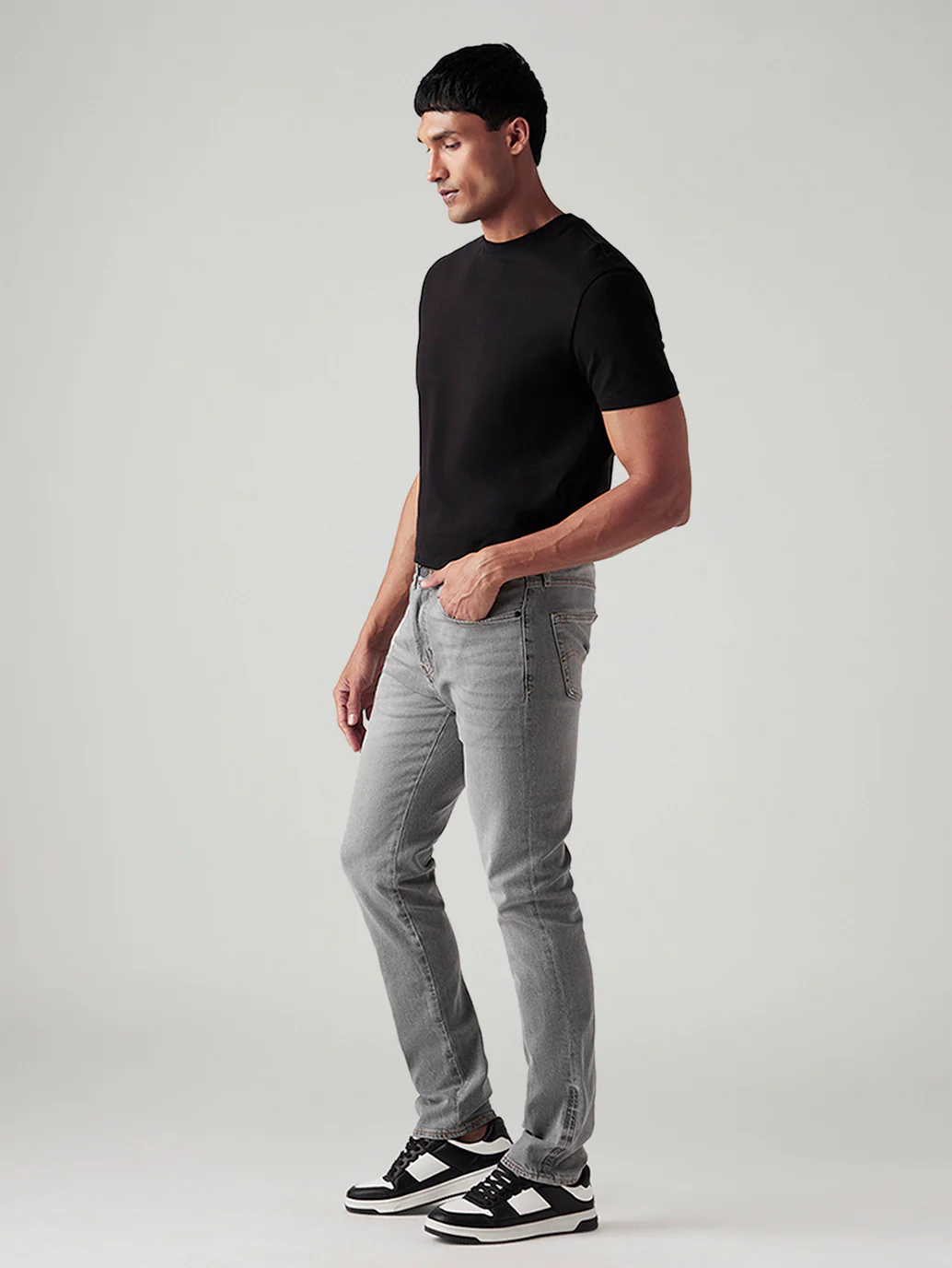Men's 511 Light Grey Slim Fit Mid Rise Commuter Jeans - Image 7