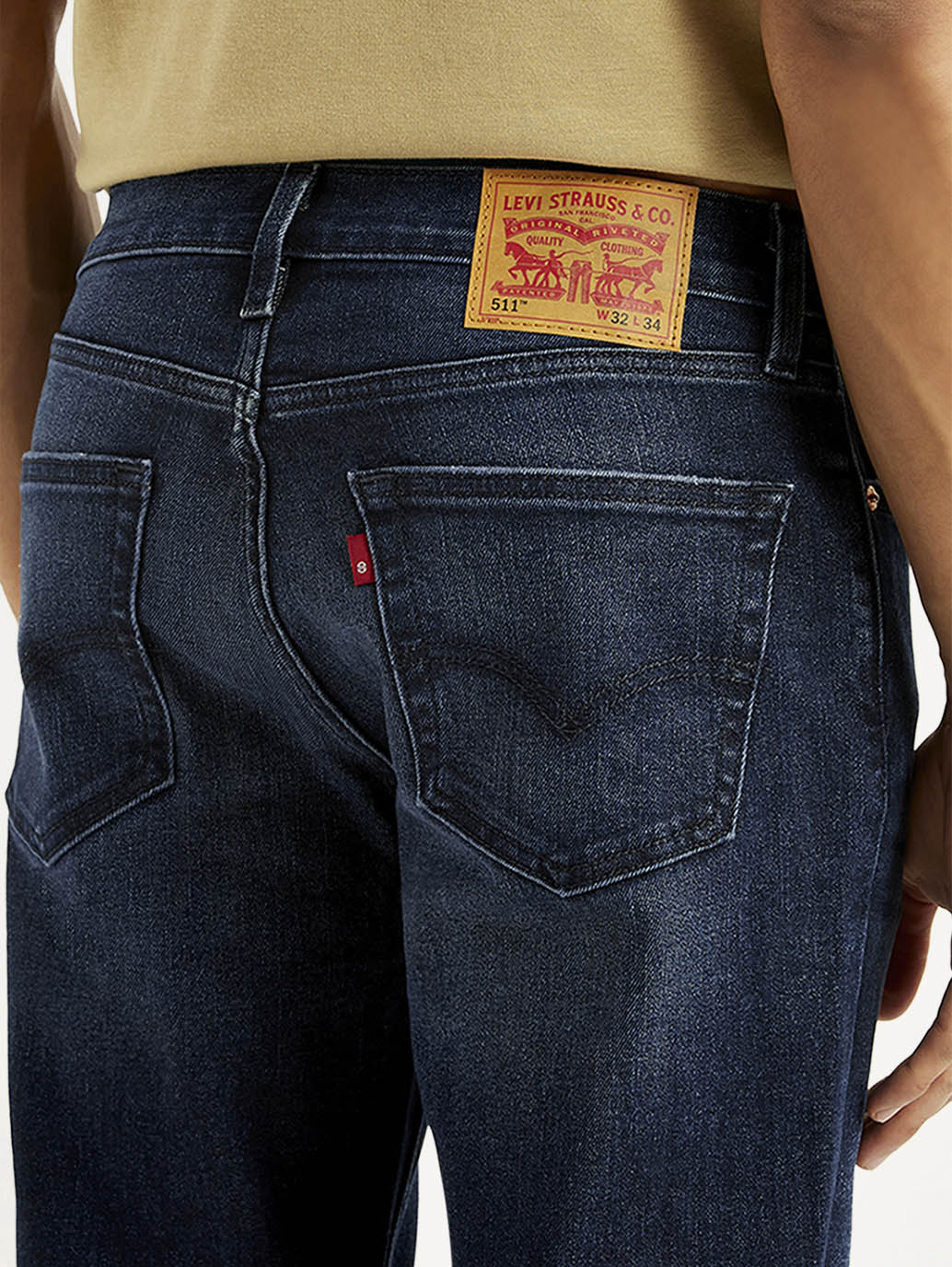 Men's 511 Navy Slim Fit Mid Rise Jeans - Image 5