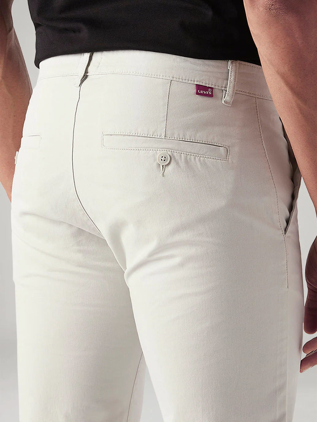 Men's 511 Off White Slim Fit Mid Rise Chinos - Image 6