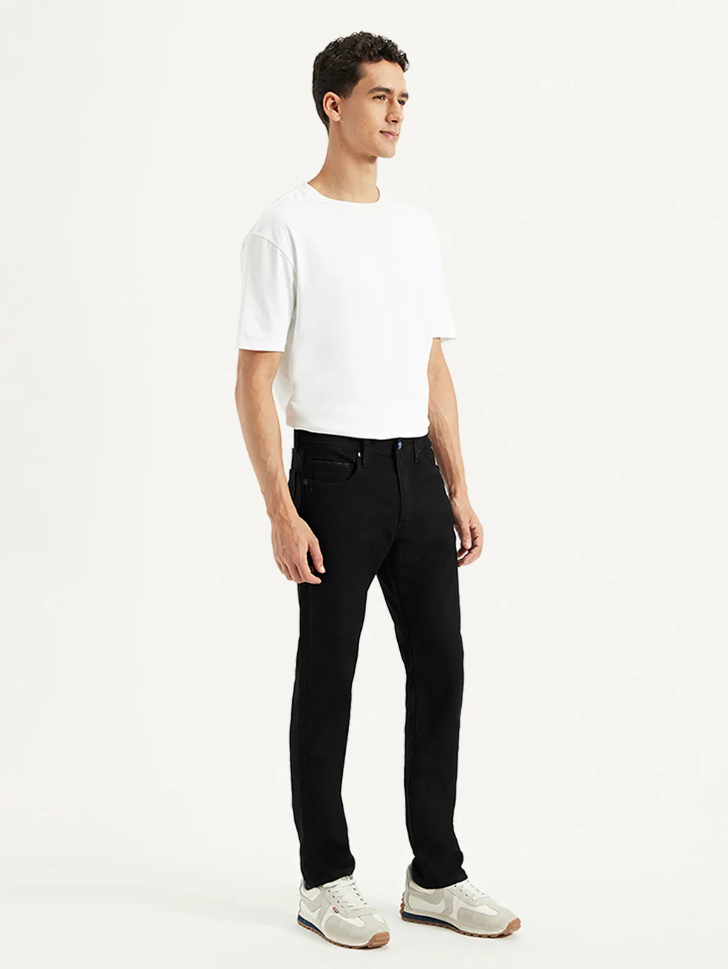 Men's 511 Black Slim Fit Mid Rise Jeans - Image 6