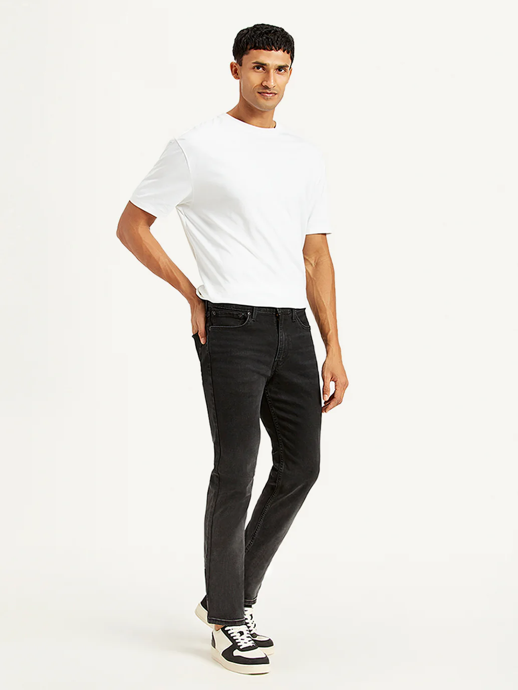 Men's 511 Black Slim Fit Mid Rise Jeans - Image 6