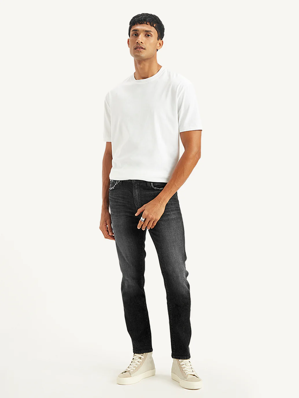Men's 511 Black Slim Fit Mid Rise Jeans - Image 3