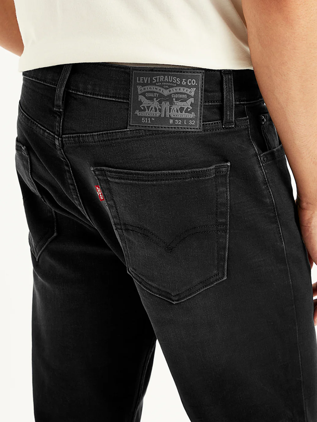 Men's 511 Black Slim Fit Mid Rise Jeans - Image 5