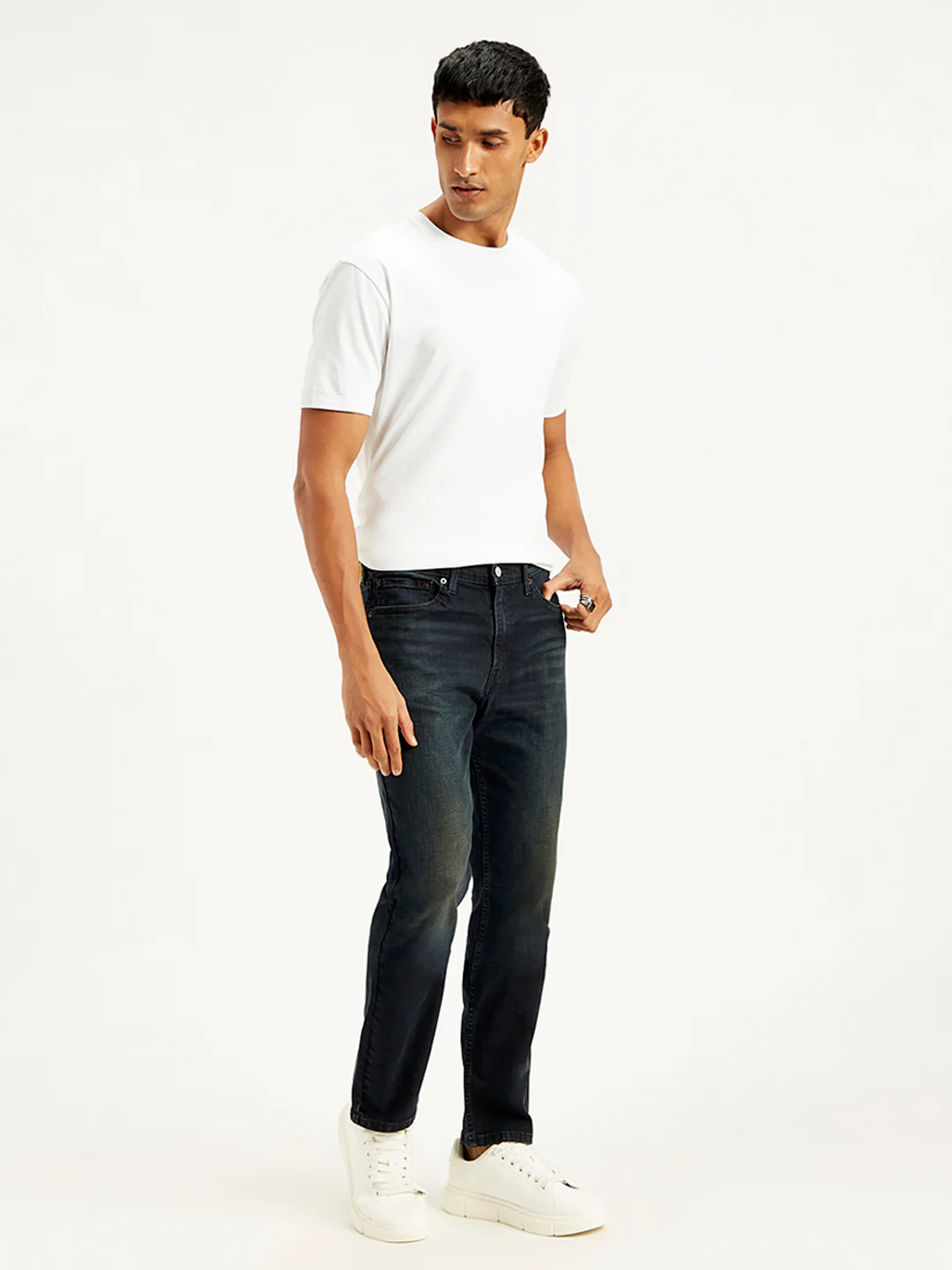 Men's 511 Black Slim Fit Mid Rise Jeans - Image 3