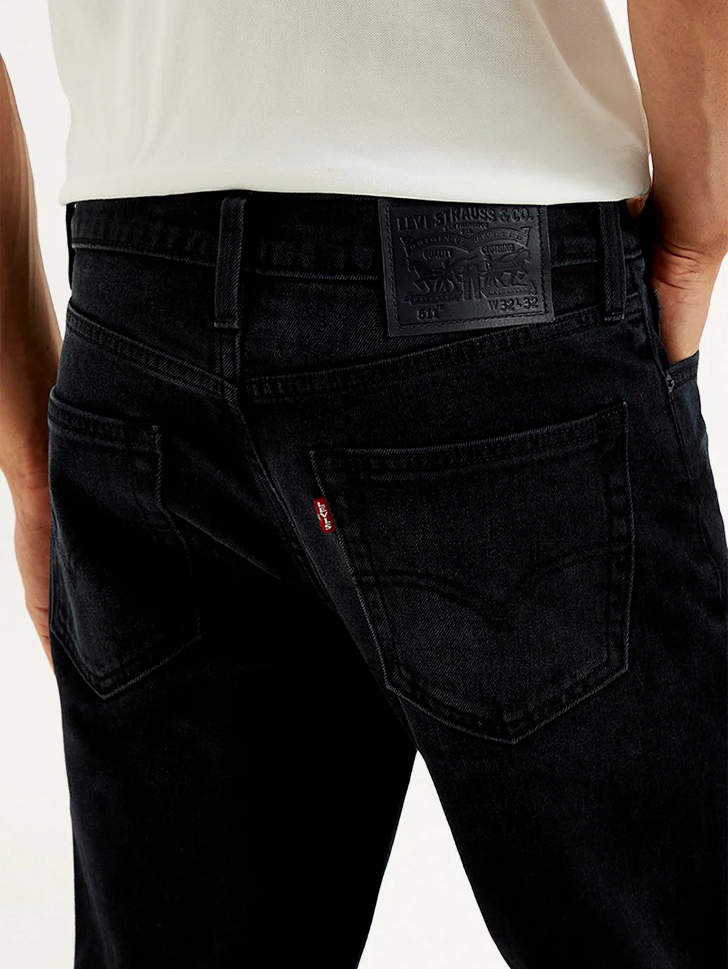 Men's 511 Black Slim Fit Mid Rise Jeans - Image 5