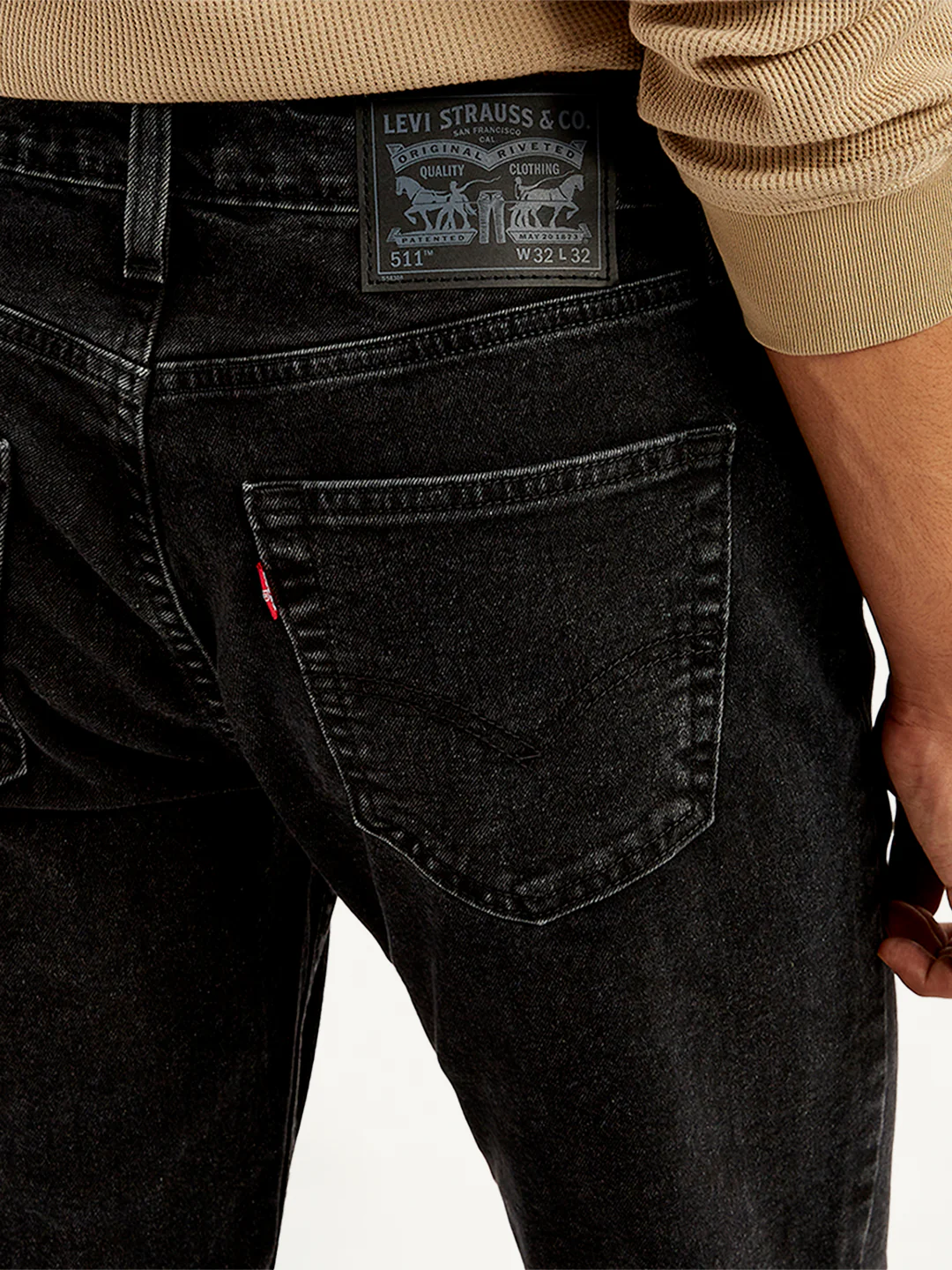Men's 511 Black Slim Fit Mid Rise Jeans - Image 6