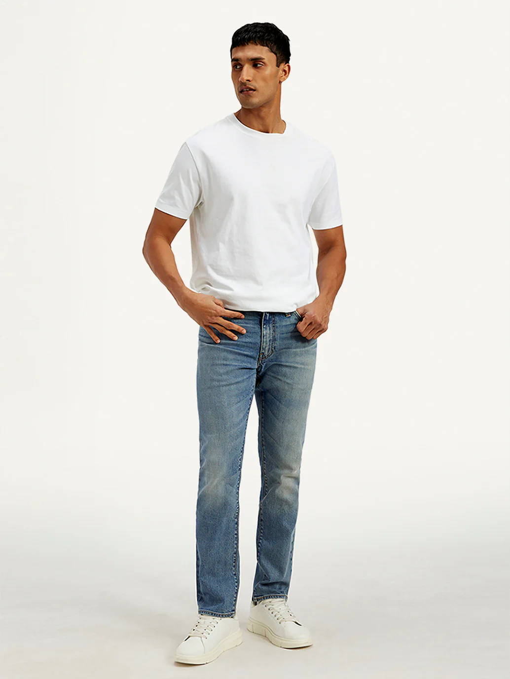 Men's 511 Blue Slim Fit Mid Rise Jeans - Image 2