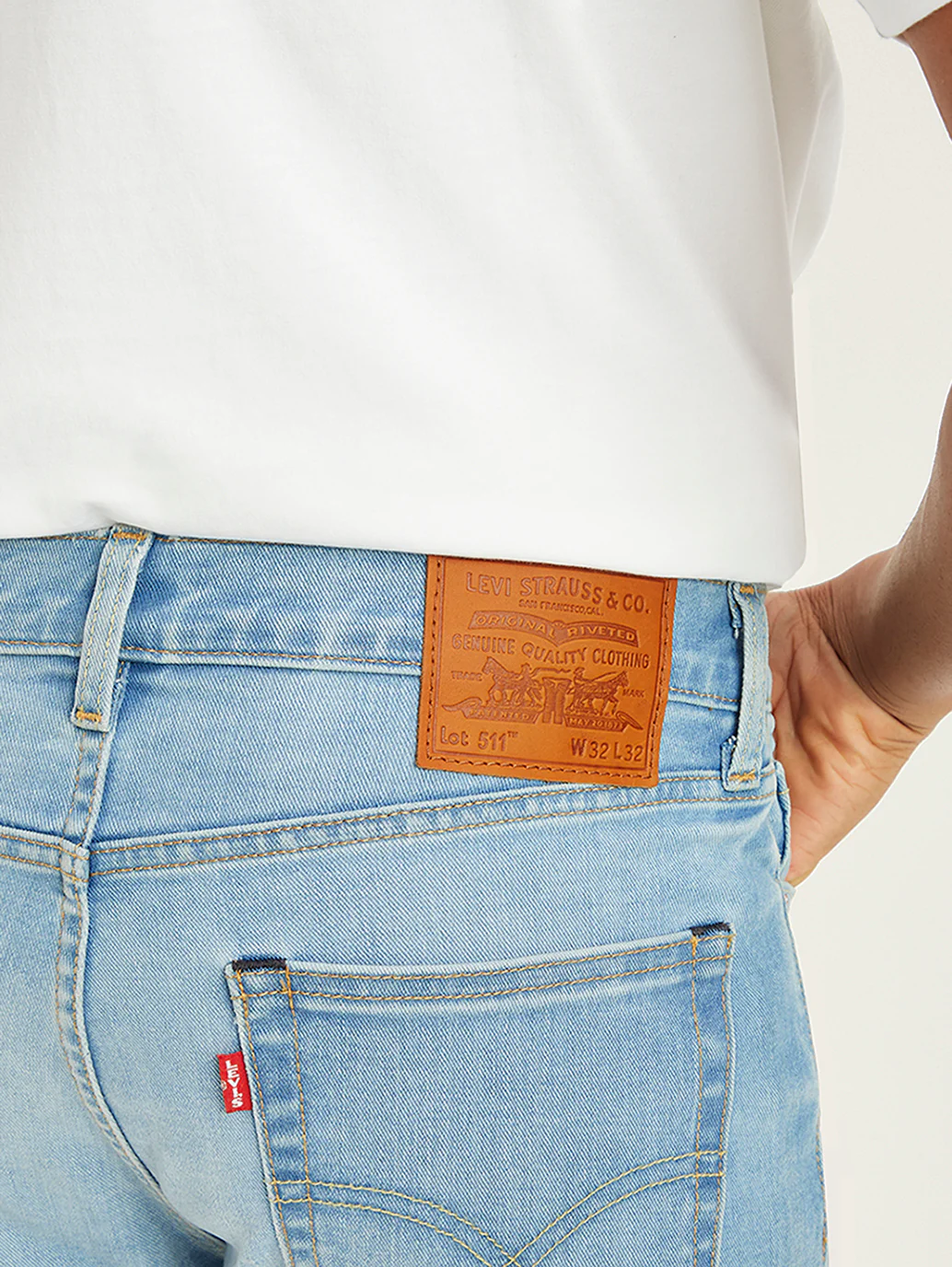 Men's 511 Light Blue Slim Fit Mid Rise Jeans - Image 5
