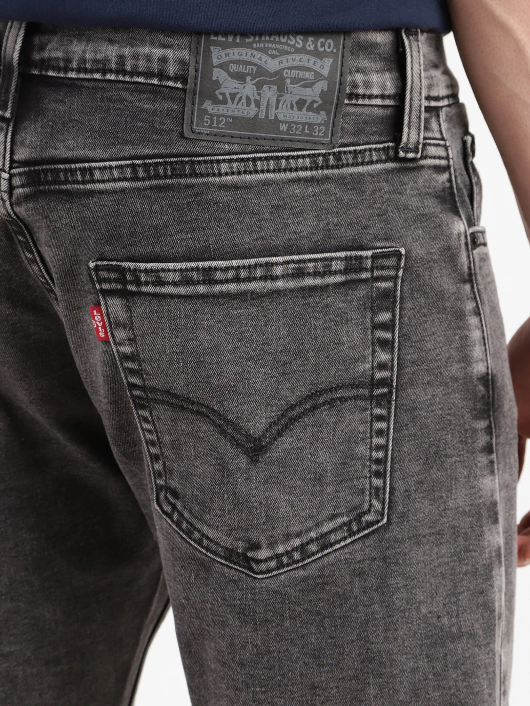 Men's 512 Black Slim Tapered Fit Mid Rise Jeans - Image 7